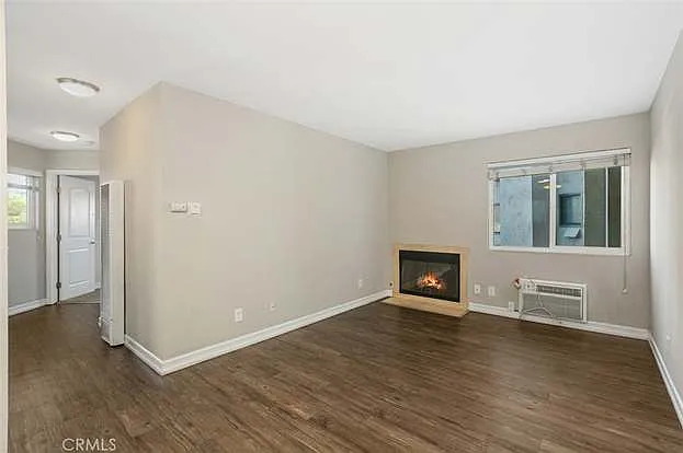 6755 Mission Gorge Rd — Photo 3