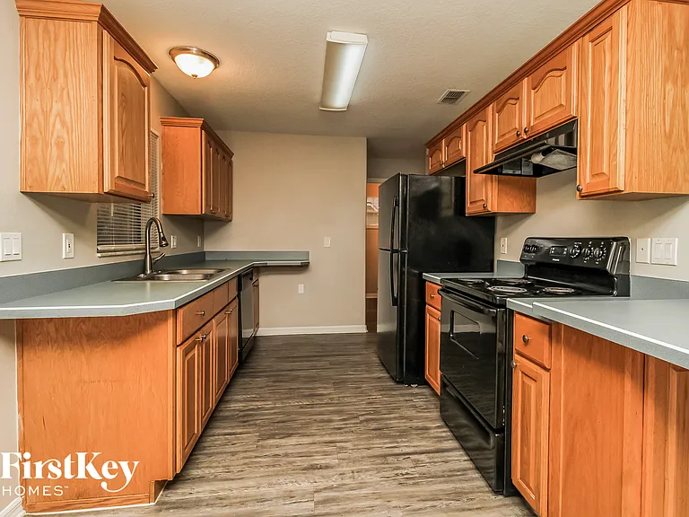 31111 Oakmont Ave — Photo 9