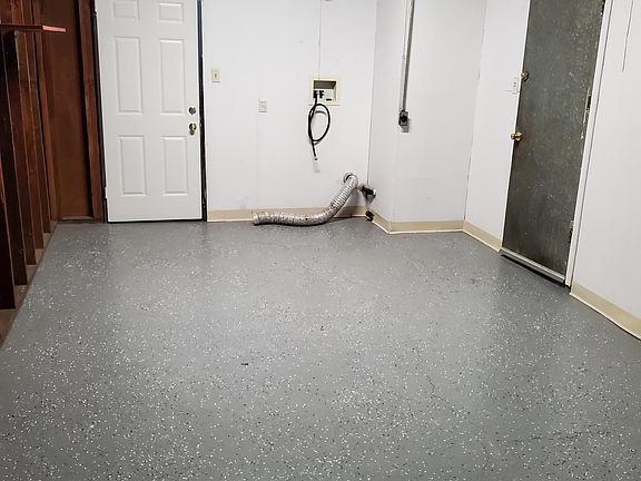 3rd image of 343 Orchard Ave #343