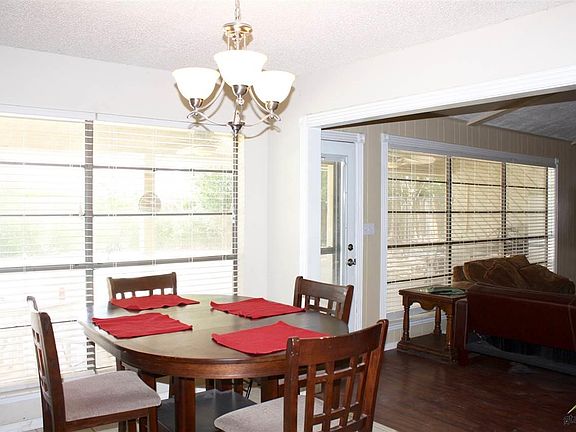 5th image of 518 Sunnyside Dr