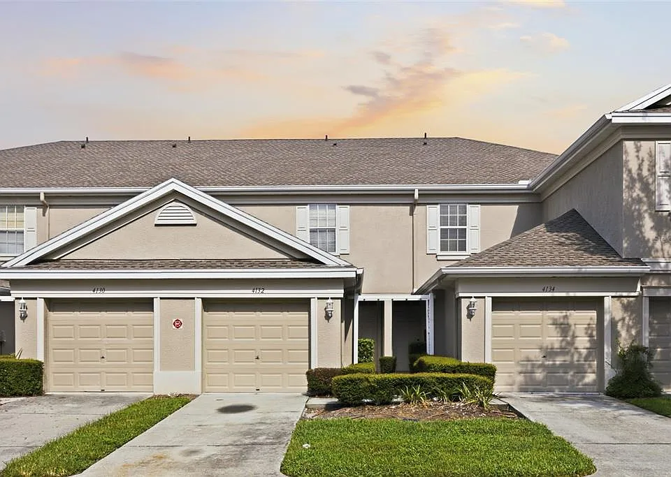 4132 Bismarck Palm Dr