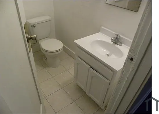 504 S Rampart Blvd #8 — Photo 9