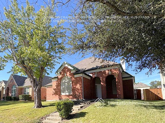 2nd image of 846 San Jacinto Dr