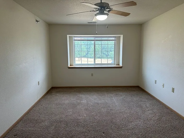 Madison Apartments — Photo 89