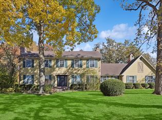 1150 Nottingham Ln, Elgin, IL 60120