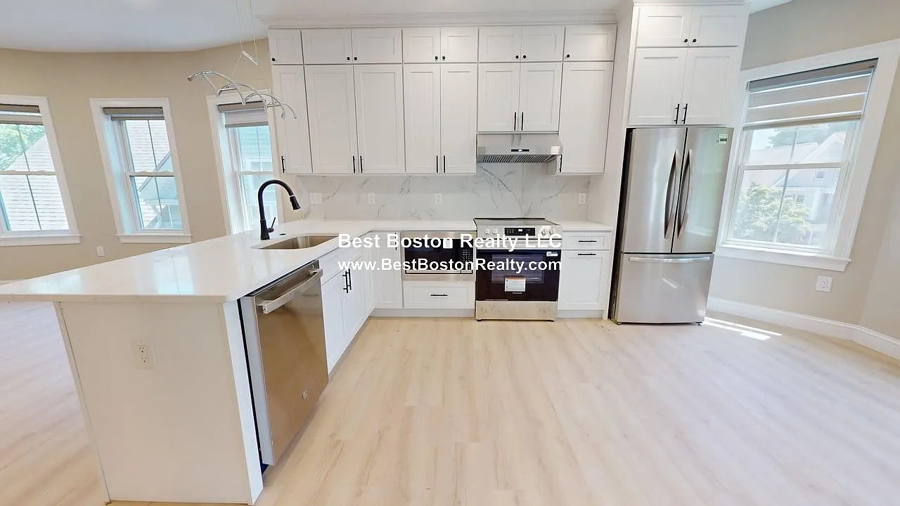 3 bed, 2.0 bath, 1215 sqft, $4,500 — Photo 1