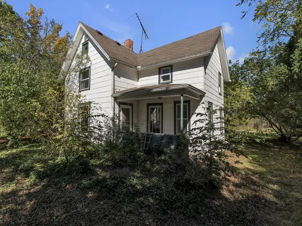 7246 Whitmore Lake Rd, Whitmore Lake, MI 48189