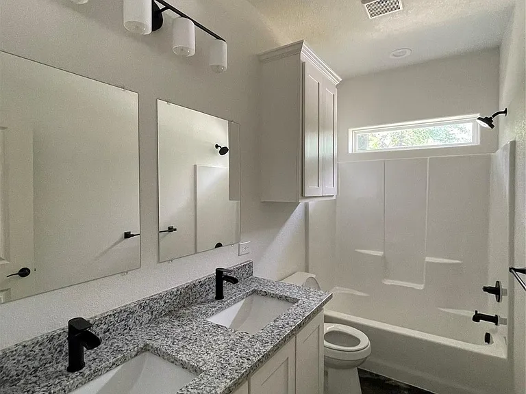 722 E Woodard St #75020 — Photo 7