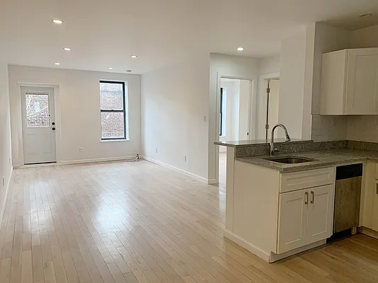 Rented by REAL New York | media 17
