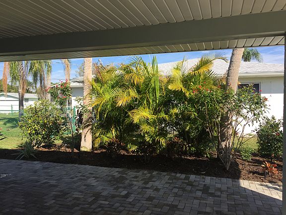 5th image of 1740 Meadowlark Ln