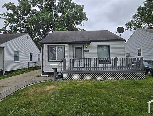 1st image of 18912 Woodcrest St