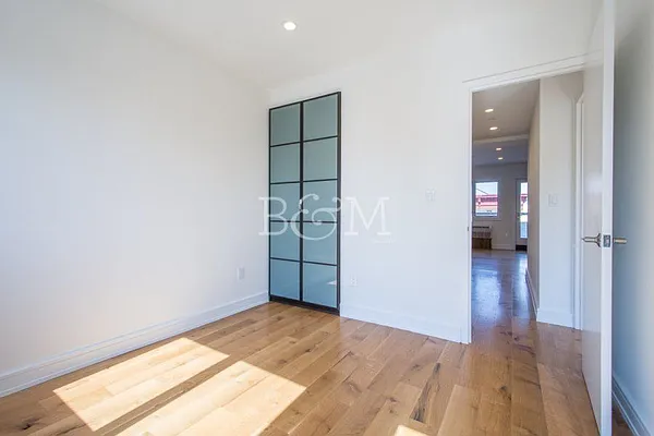 Rented by Brick&Mortar | media 8