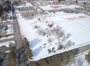 403 Main St E, Isanti, MN 55040