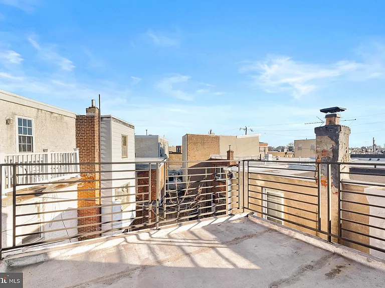 1203 Moore St — Photo 30