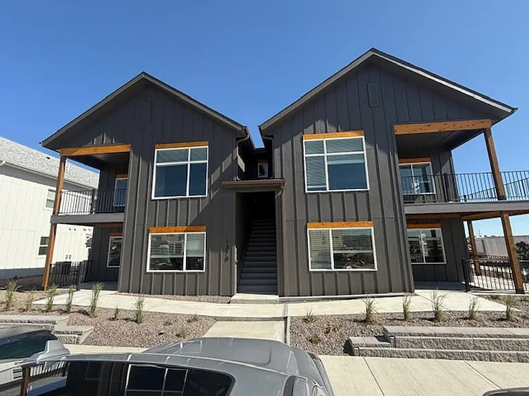 1370 Howling Moon Way — Photo 23