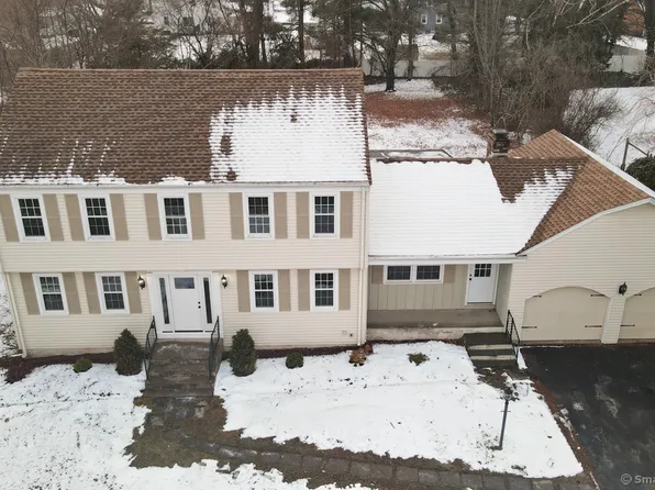 15 Cornfield Road, Windsor, CT 06095