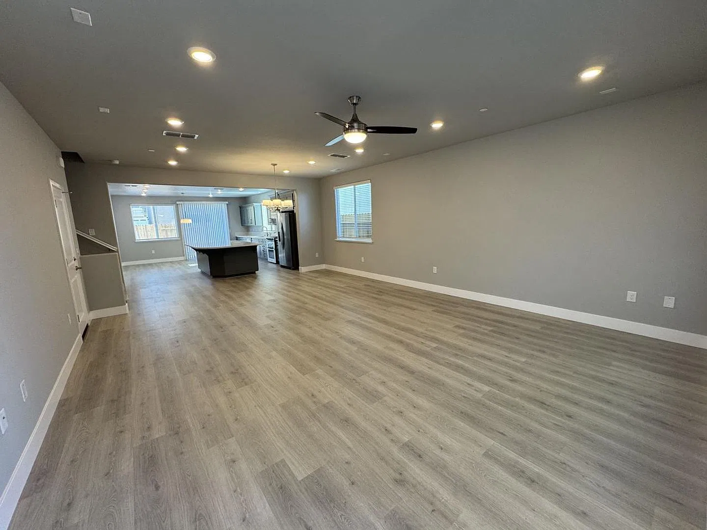 Recently Built Modern 4BD/2.5BA Single Family Home in Desirable Whitney Ranch Community! — Photo 3