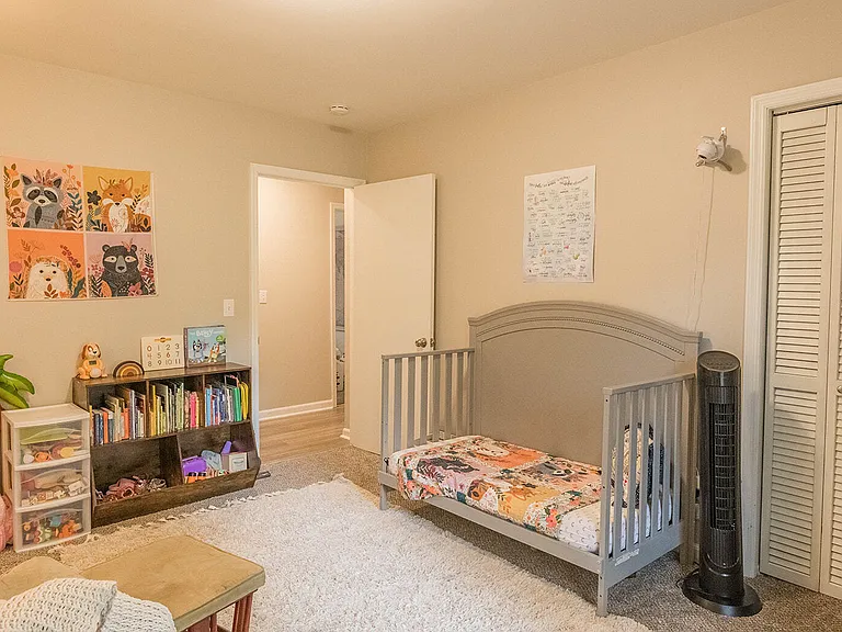 210 Elliott Ct — Photo 18