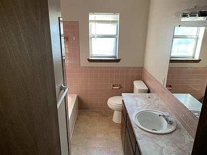 5th image of 1812 N 28th St