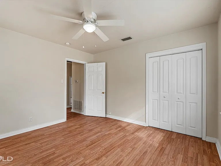 2726 W Cavett Dr — Photo 16