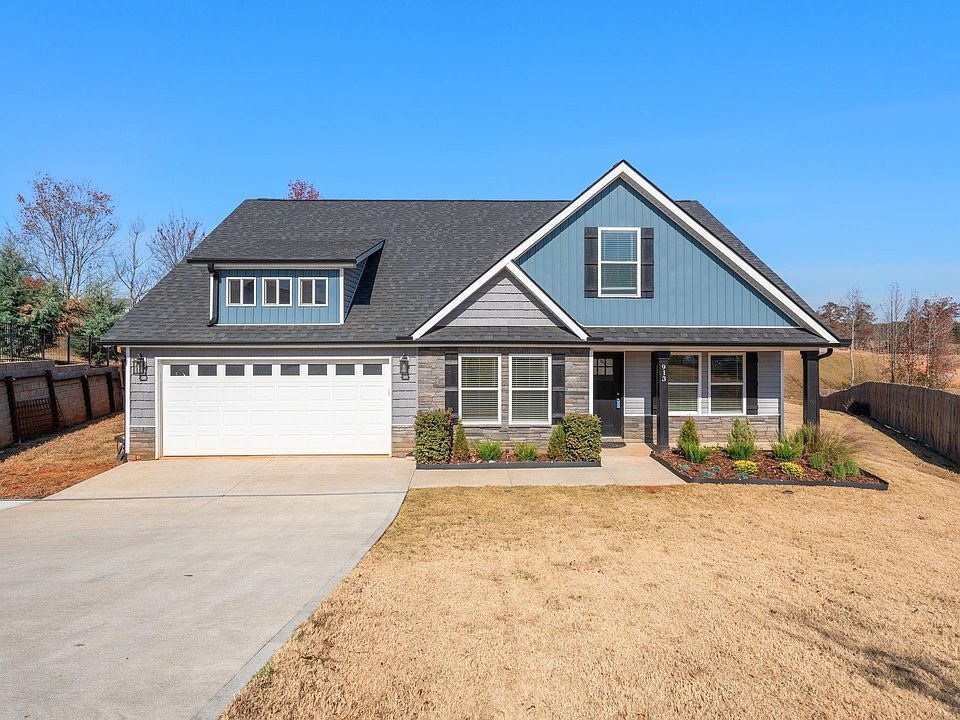 1st image of 913 Willowpoint Ln