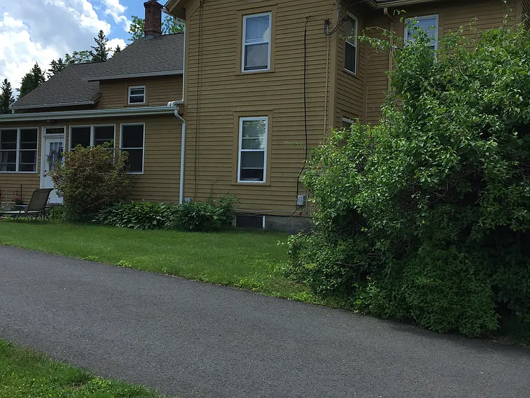 Main St — Photo 2