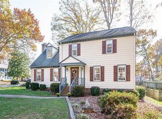 13001 Queensgate Rd, Midlothian, VA 23114