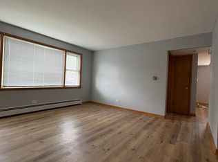 4934 Harold Ave APT 1C, Schiller Park, IL 60176