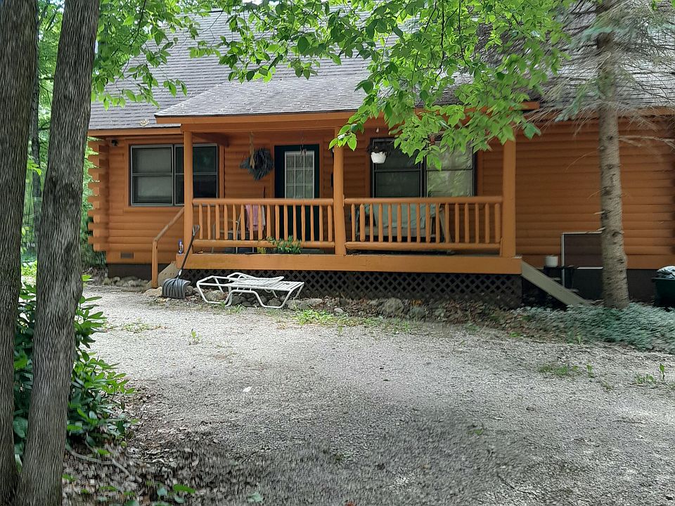 1st image of 9483 Whispering Pines Dr