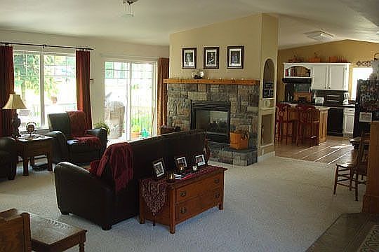 Open, sunny and inviting