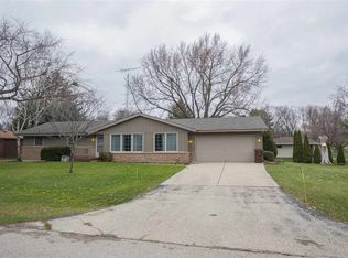 6218 Abington Dr, Rockford, IL