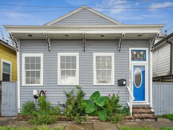 2833 S Liberty St, New Orleans, LA 70115