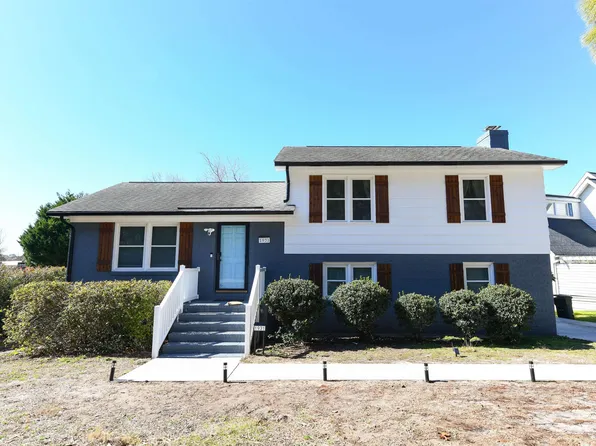1931 Lakeview Circle, Surfside Beach, SC 29575