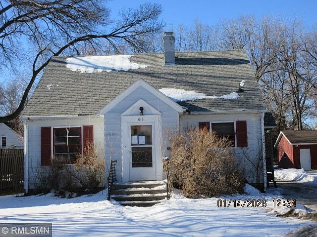 1st image of 618 7th St SW