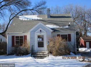 618 7th St SW, Willmar, MN 56201