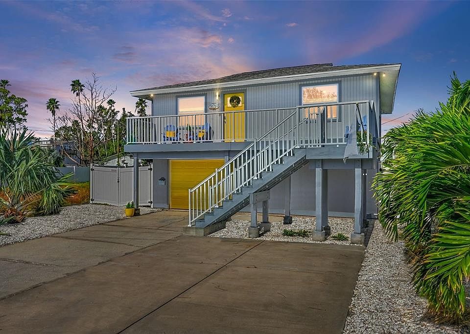 1st image of 3634 OVERLOOK DRIVE NE