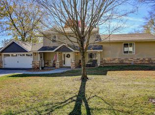 4110 Kennedy Rd, Taylorville, IL 62568