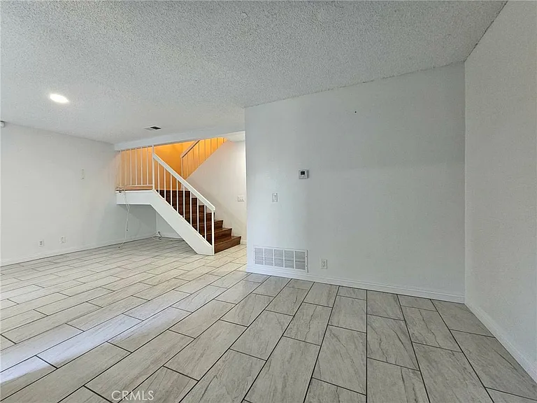 13057 Kiwi Ln — Photo 7