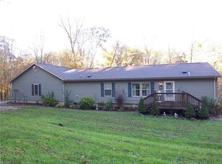 143 Grant Hill Rd, Davisville, WV 26142