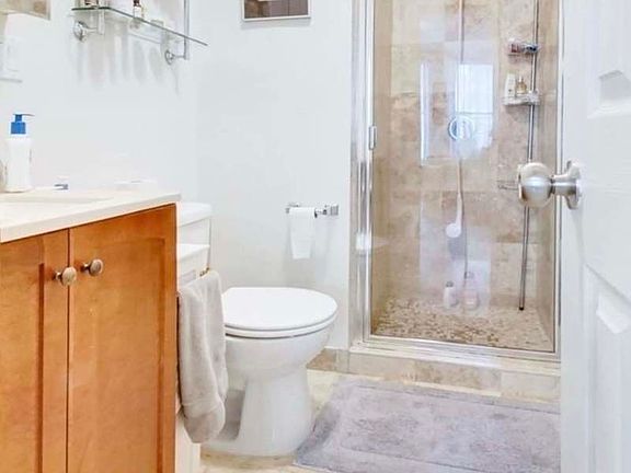 5th image of 254 W 73rd St #5B