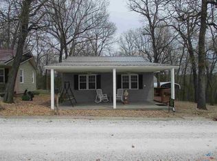 26766 Carefree Ln, Warsaw, MO 65355