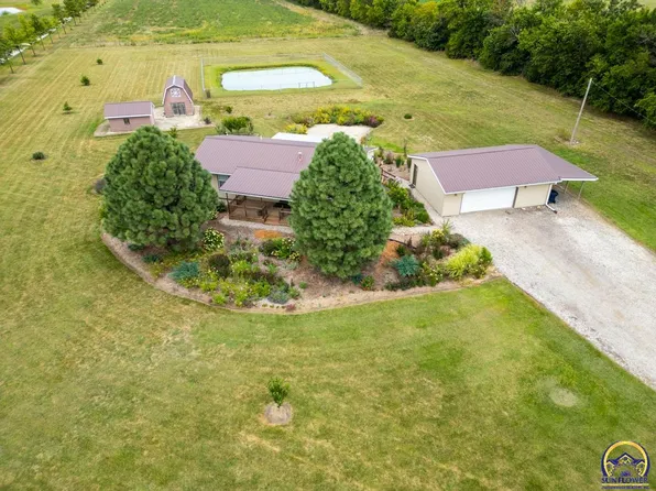 608 Withrow St, Osage City, KS 66523