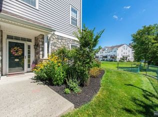 95 George Russell Way #342, Clifton, NJ 07013