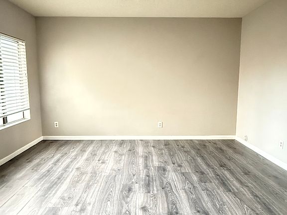 5th image of 7801 N 44th Dr Unit 1007