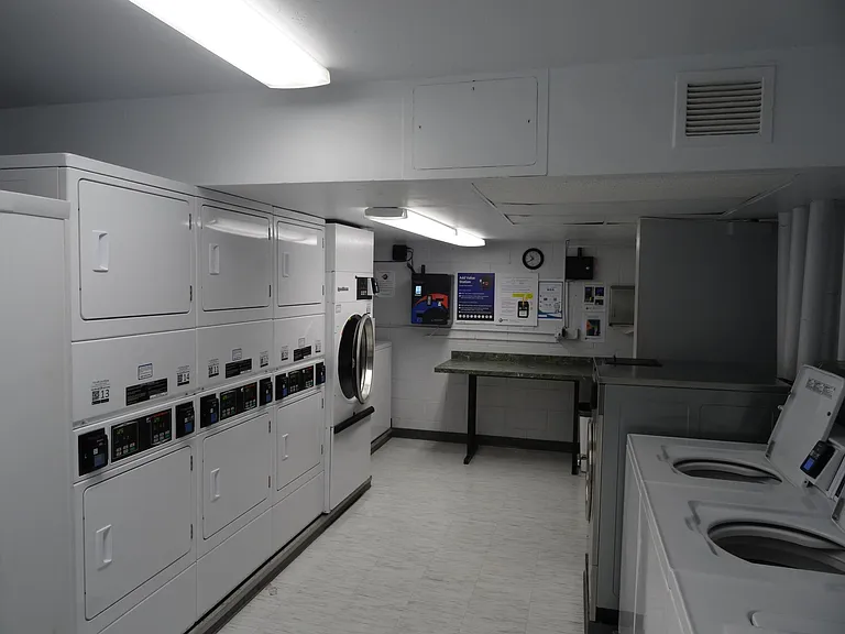 21 W Goethe St #4C — Photo 17