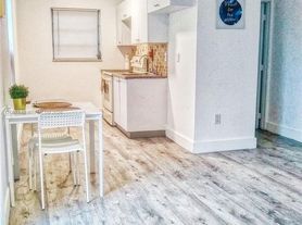 142 NE 56th St, Miami, FL