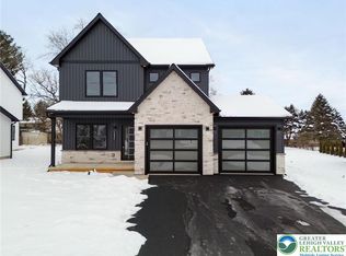 1332 Lincoln St N, Catasauqua, PA 18032