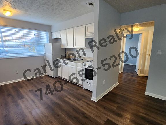 3rd image of 122 W Chestnut St APT 1A
