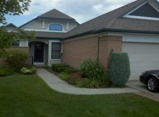 875 Dockside Dr, Port Huron, MI 48060