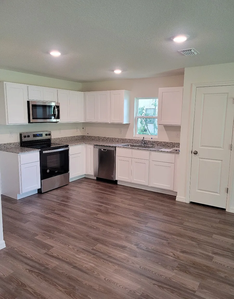 3 bed, 1263 sqft, $1,750 — Photo 4